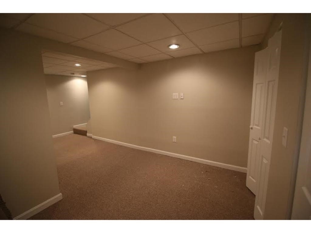 49 Smith Road Goffstown, NH 03045 - Photo 23 of 24 Gallery Image 23