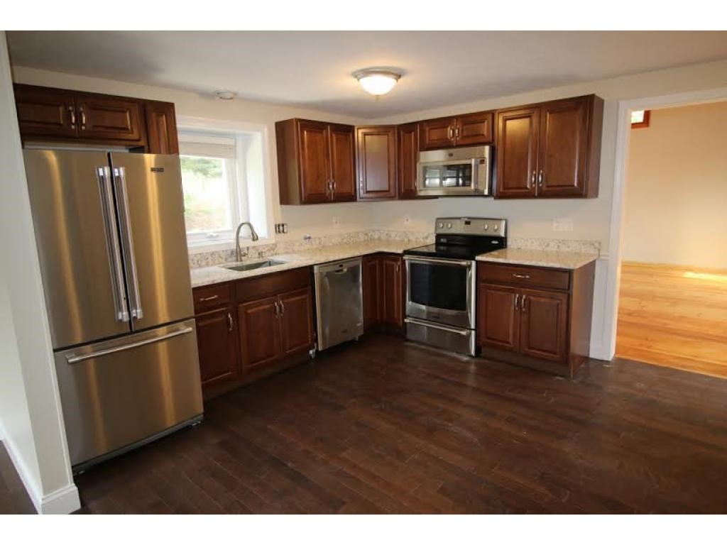 49 Smith Road Goffstown, NH 03045 - Photo 8 of 24 Gallery Image 8