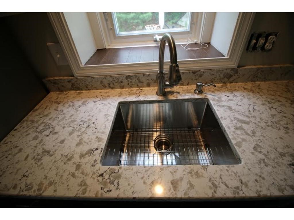49 Smith Road Goffstown, NH 03045 - Photo 9 of 24 Gallery Image 9