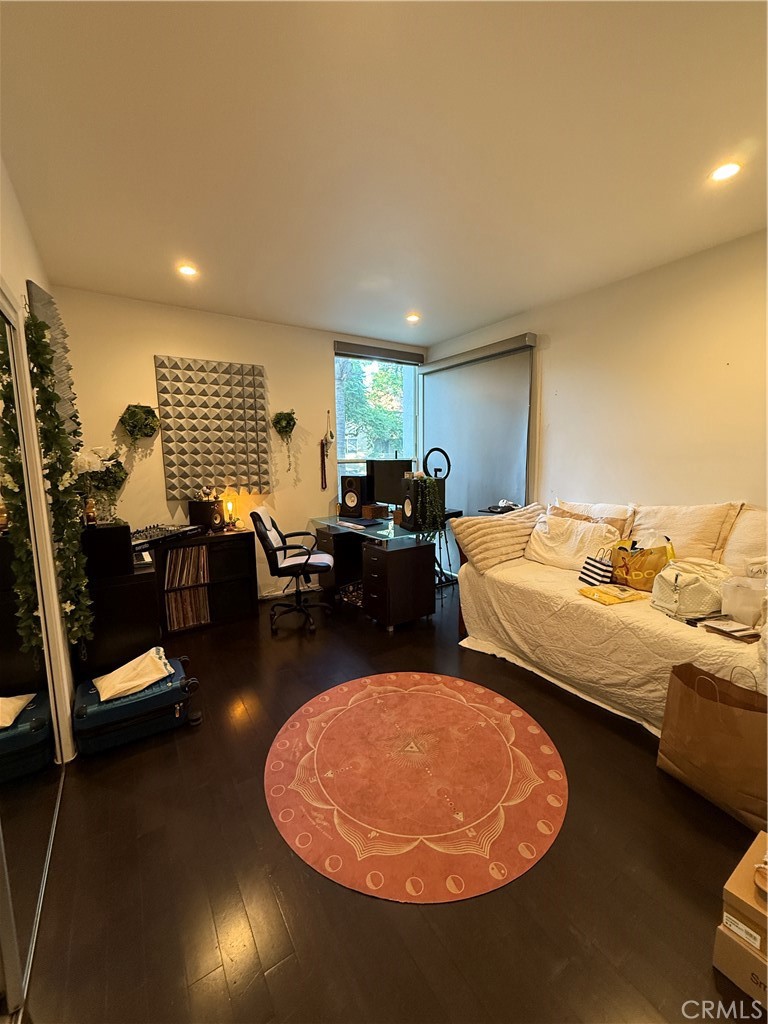 14144 Dickens Street, Unit 101 Sherman Oaks, CA 91423 - Photo 18 of 25