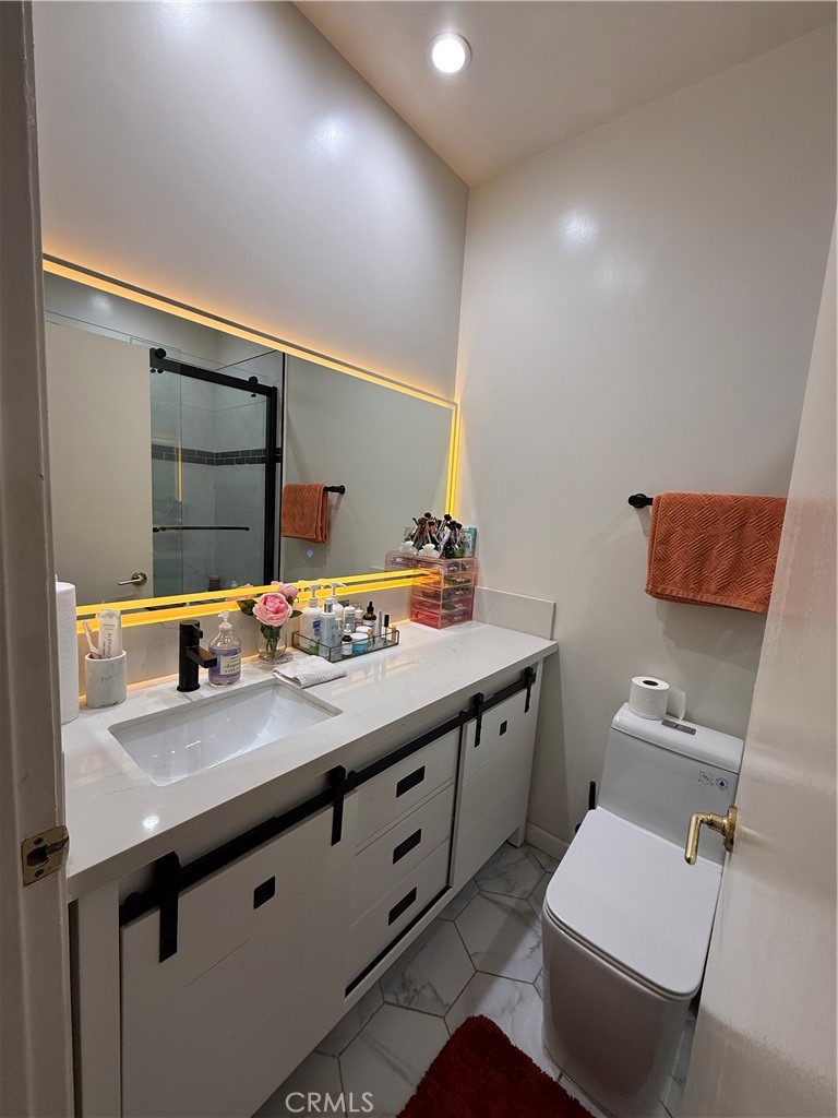 14144 Dickens Street, Unit 101 Sherman Oaks, CA 91423 - Photo 19 of 25