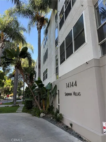 $3,400 | 14144 Dickens Street, Unit 101, Sherman Oaks, CA 91423