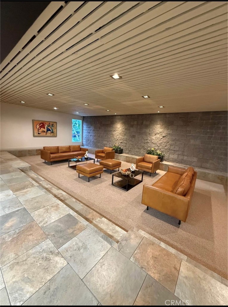 14144 Dickens Street, Unit 101 Sherman Oaks, CA 91423 - Photo 4 of 25