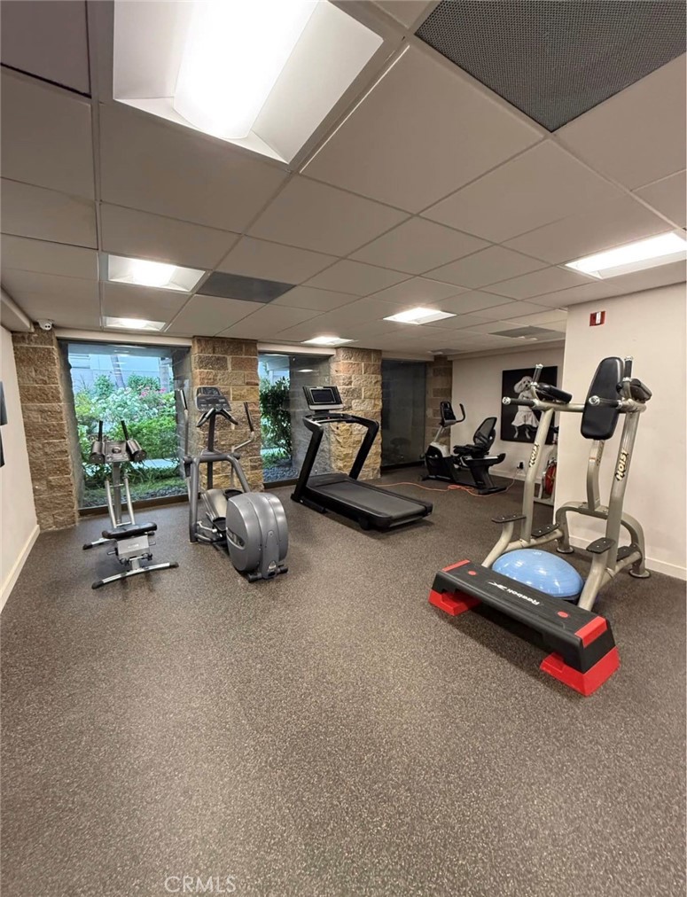 14144 Dickens Street, Unit 101 Sherman Oaks, CA 91423 - Photo 7 of 25