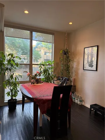 $3,400 | 14144 Dickens Street, Unit 101, Sherman Oaks, CA 91423
