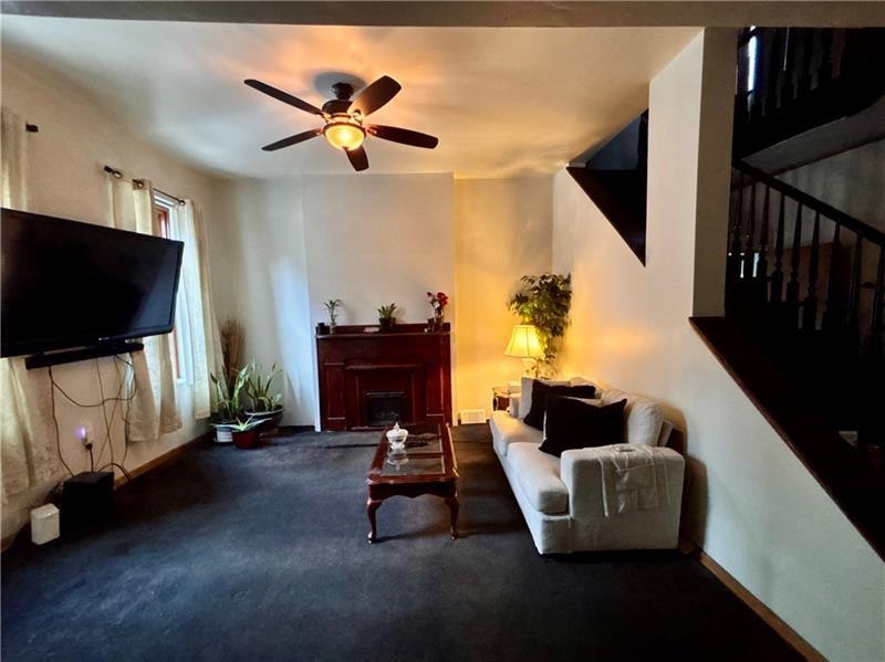 415 Jacksonia Street Pittsburgh, PA 15212 - Photo 4 of 31