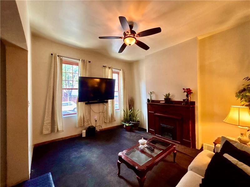 415 Jacksonia Street Pittsburgh, PA 15212 - Photo 7 of 31