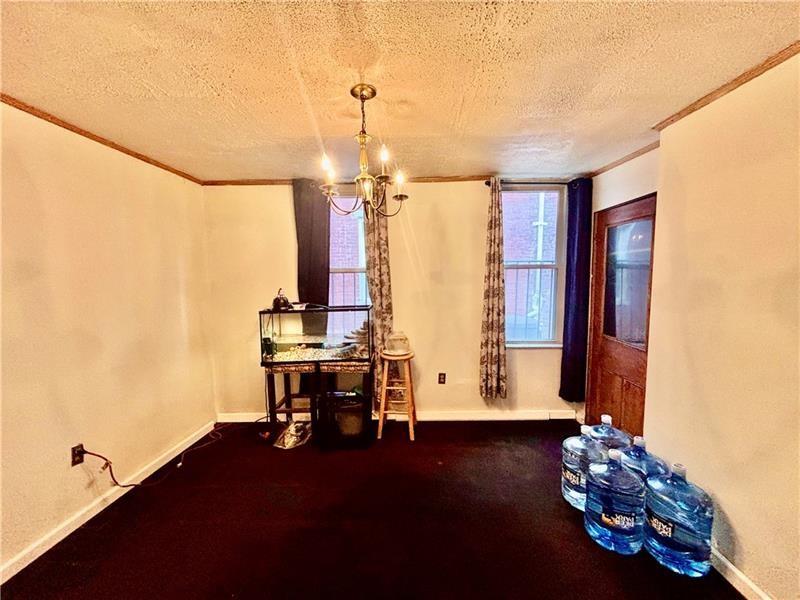 415 Jacksonia Street Pittsburgh, PA 15212 - Photo 9 of 31