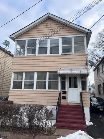 $2,100 | 722 Roselle Street, Linden, NJ 07036