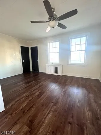 $2,100 | 722 Roselle Street, Linden, NJ 07036