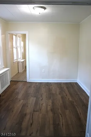 $2,100 | 722 Roselle Street, Linden, NJ 07036