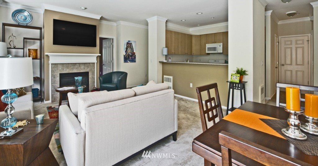 5025 Davis Place South Renton, WA 98055 - Photo 3 of 16 Gallery Image 3