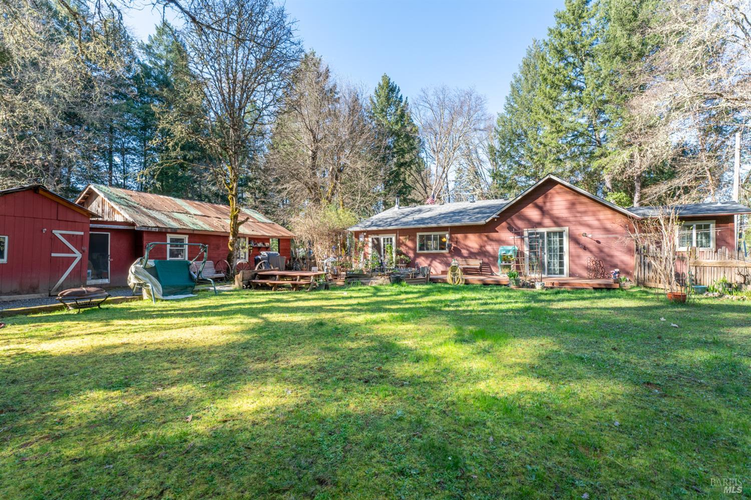 801 Bauer Road Laytonville, CA 95454 - Photo 4 of 17