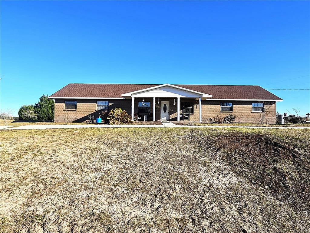 13308 Duck Lake Canal Road Dade City, FL 33525 - Photo 1 of 90