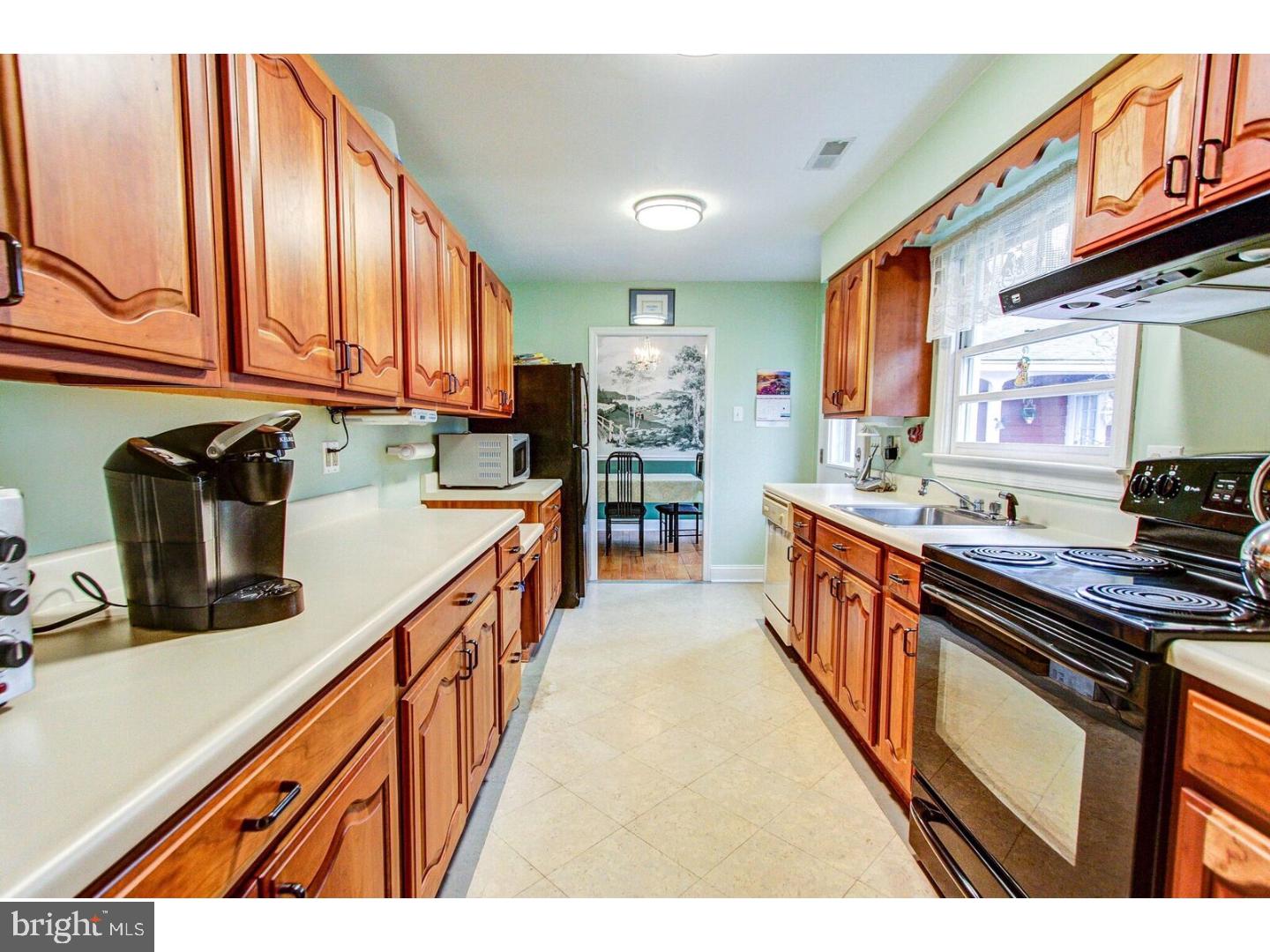 123 Welsh Road Ambler, PA 19002 - Photo 17 of 25 Kitchen