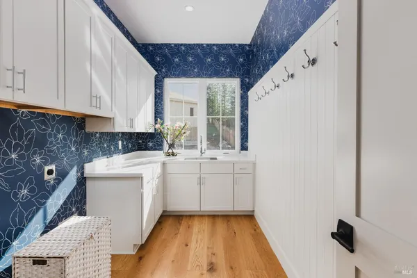 $1,719,000 | 1902 Carlile Place, Santa Rosa, CA 95403