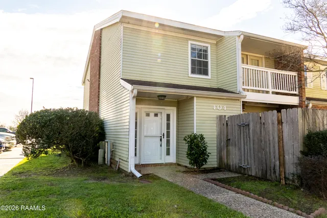 $97,500 | 101 Wilbourn Boulevard, Unit 404, Lafayette, LA 70506