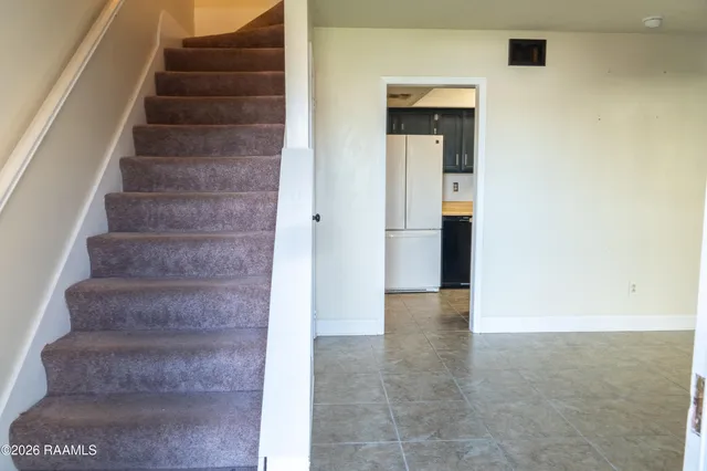 $97,500 | 101 Wilbourn Boulevard, Unit 404, Lafayette, LA 70506