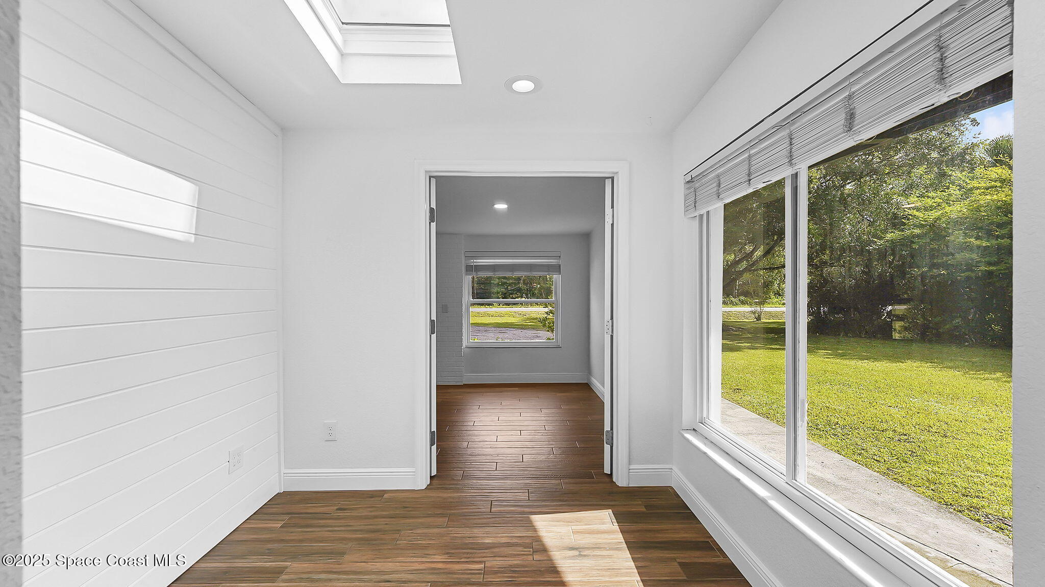 985 Hall Road Malabar, FL 32950 - Photo 17 of 39 a view of an entryway