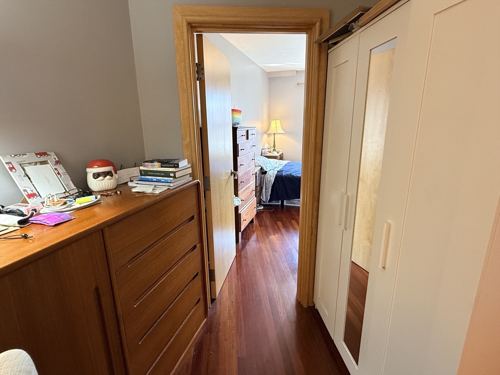 42 Beach Street, Unit 8B Boston, MA 02111 - Photo 16 of 28