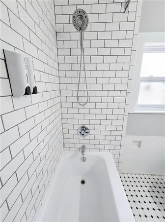 $2,000 | 224 South Pacific Avenue, Unit 1, Pittsburgh, PA 15224