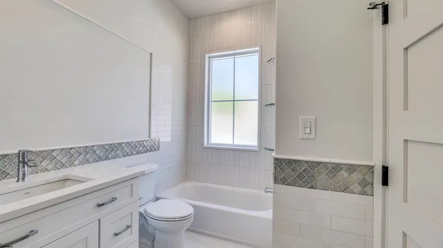 $920,000 | 42 East New York Avenue, Somers Point, NJ 08244