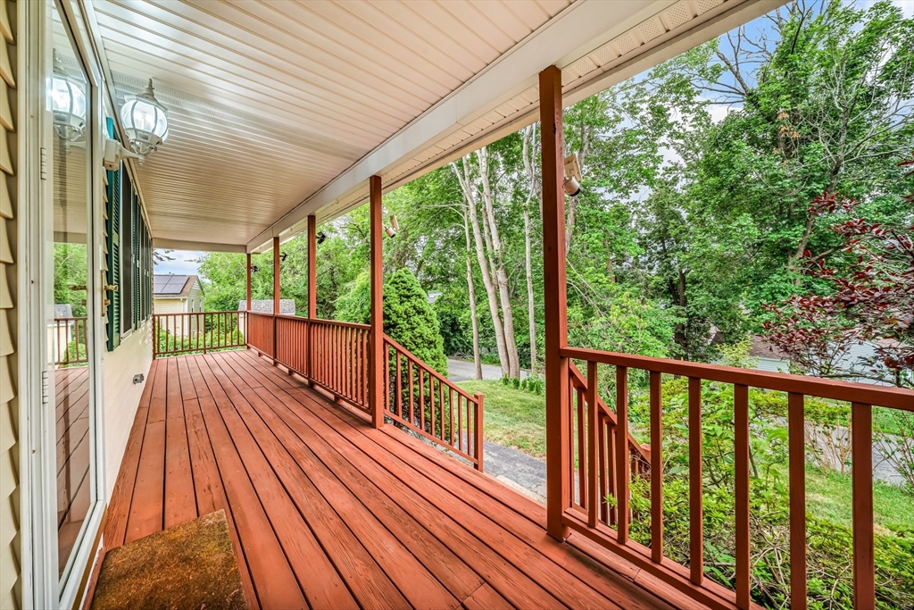 15 Aberdeen Road Methuen, MA 01844 - Photo 14 of 34