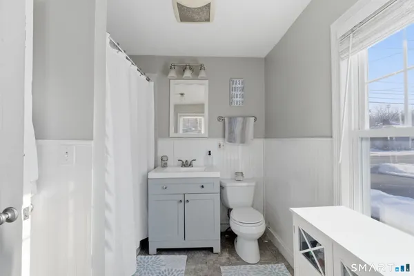 $319,900 | 687 East Street South, Suffield, CT 06078