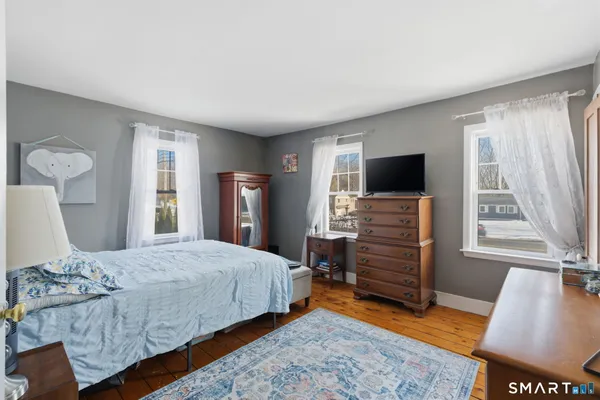 $319,900 | 687 East Street South, Suffield, CT 06078