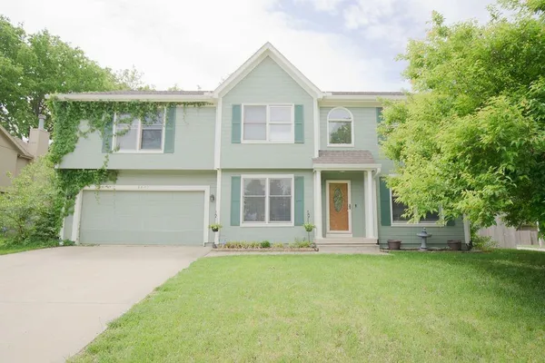 $416,900 | 8401 Northeast 75th Terrace, Kansas City, MO 64158