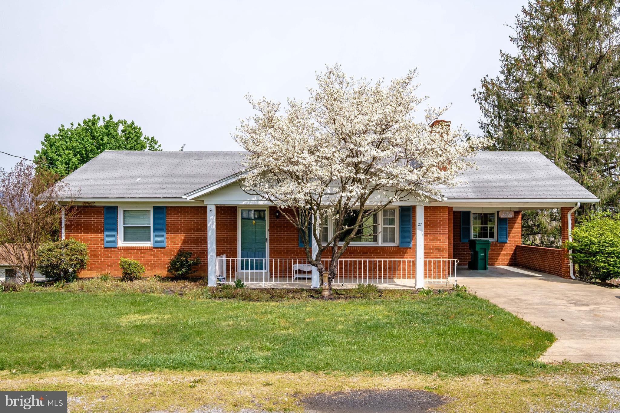27 Nichols Road Luray, VA 22835 - Photo 1 of 20 Gallery Image 1