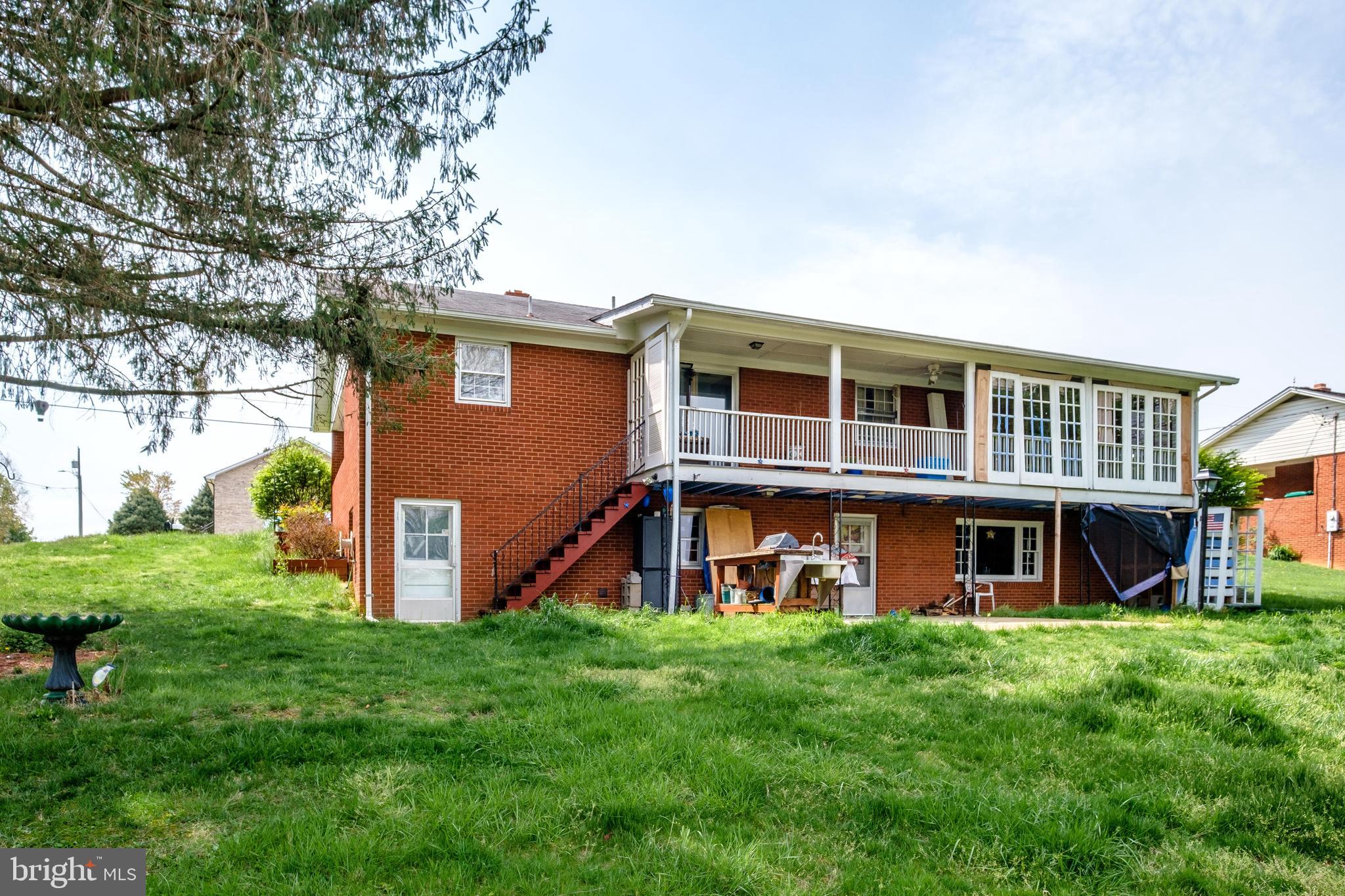 27 Nichols Road Luray, VA 22835 - Photo 17 of 20 Gallery Image 17