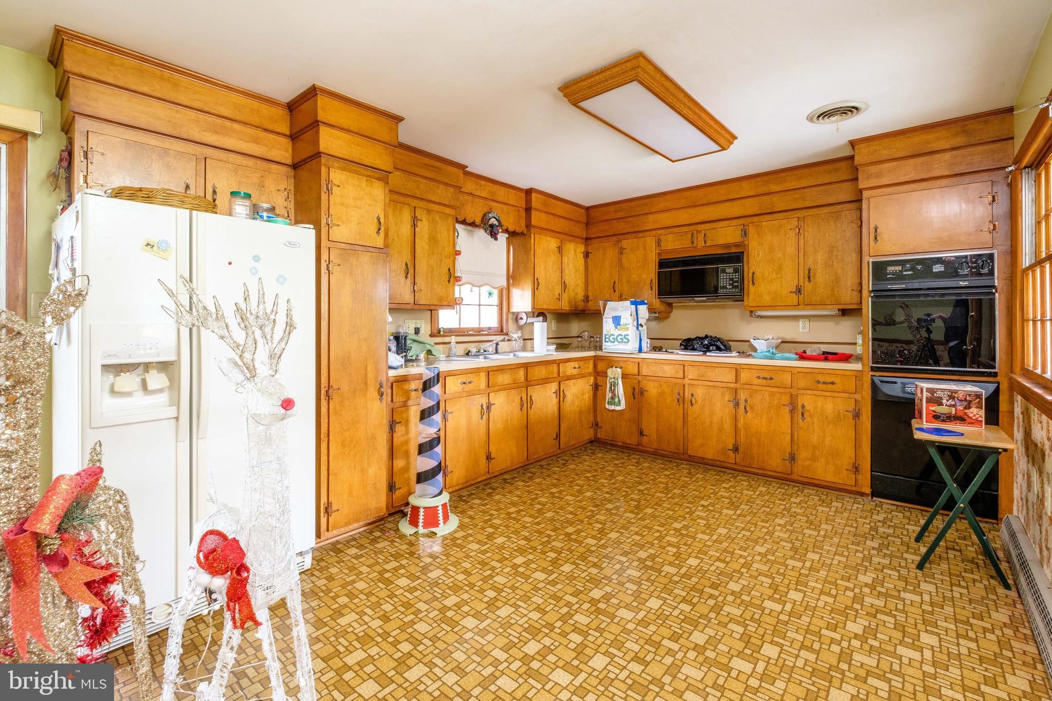 27 Nichols Road Luray, VA 22835 - Photo 4 of 20 Gallery Image 4