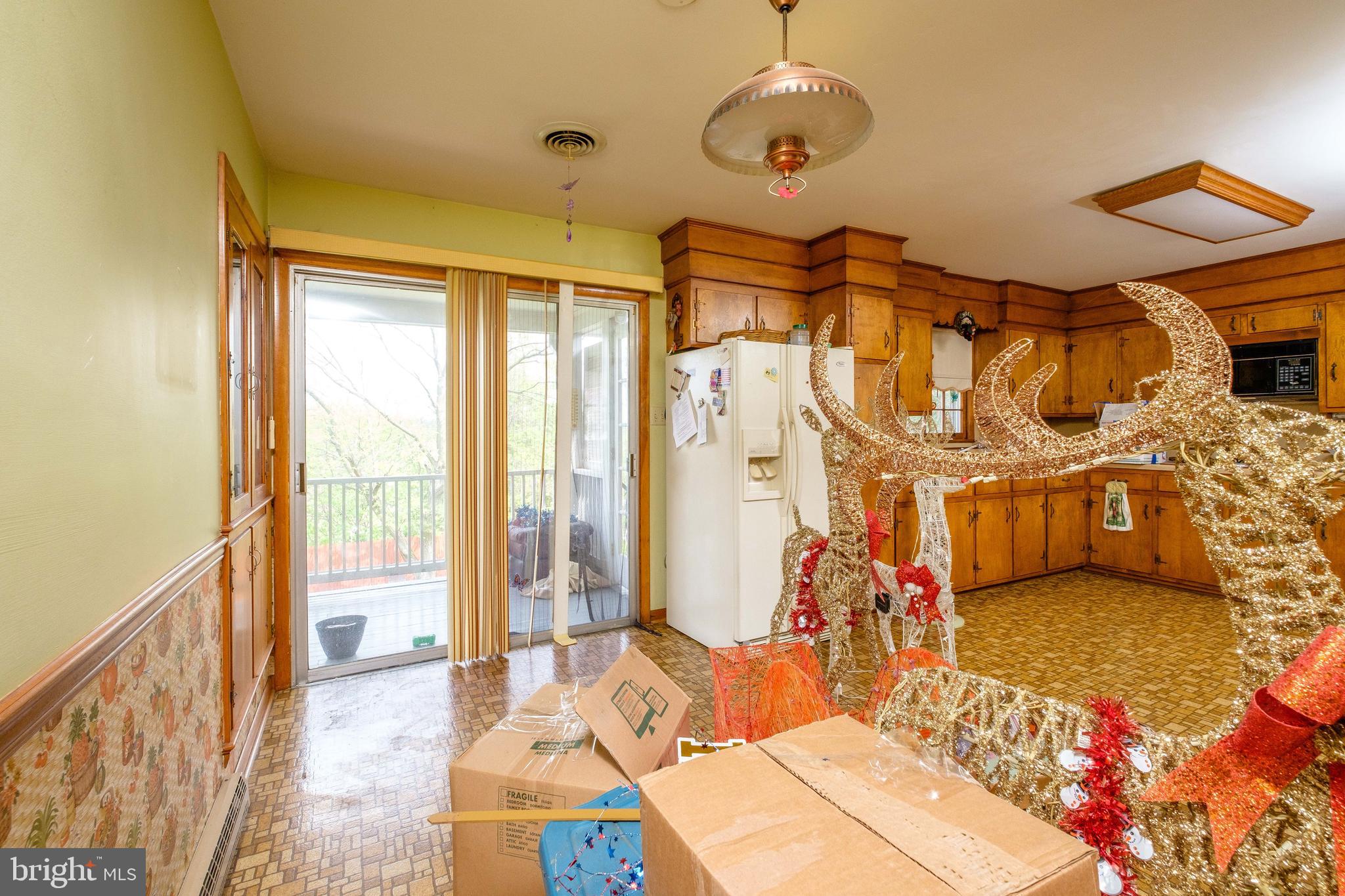 27 Nichols Road Luray, VA 22835 - Photo 6 of 20 Gallery Image 6