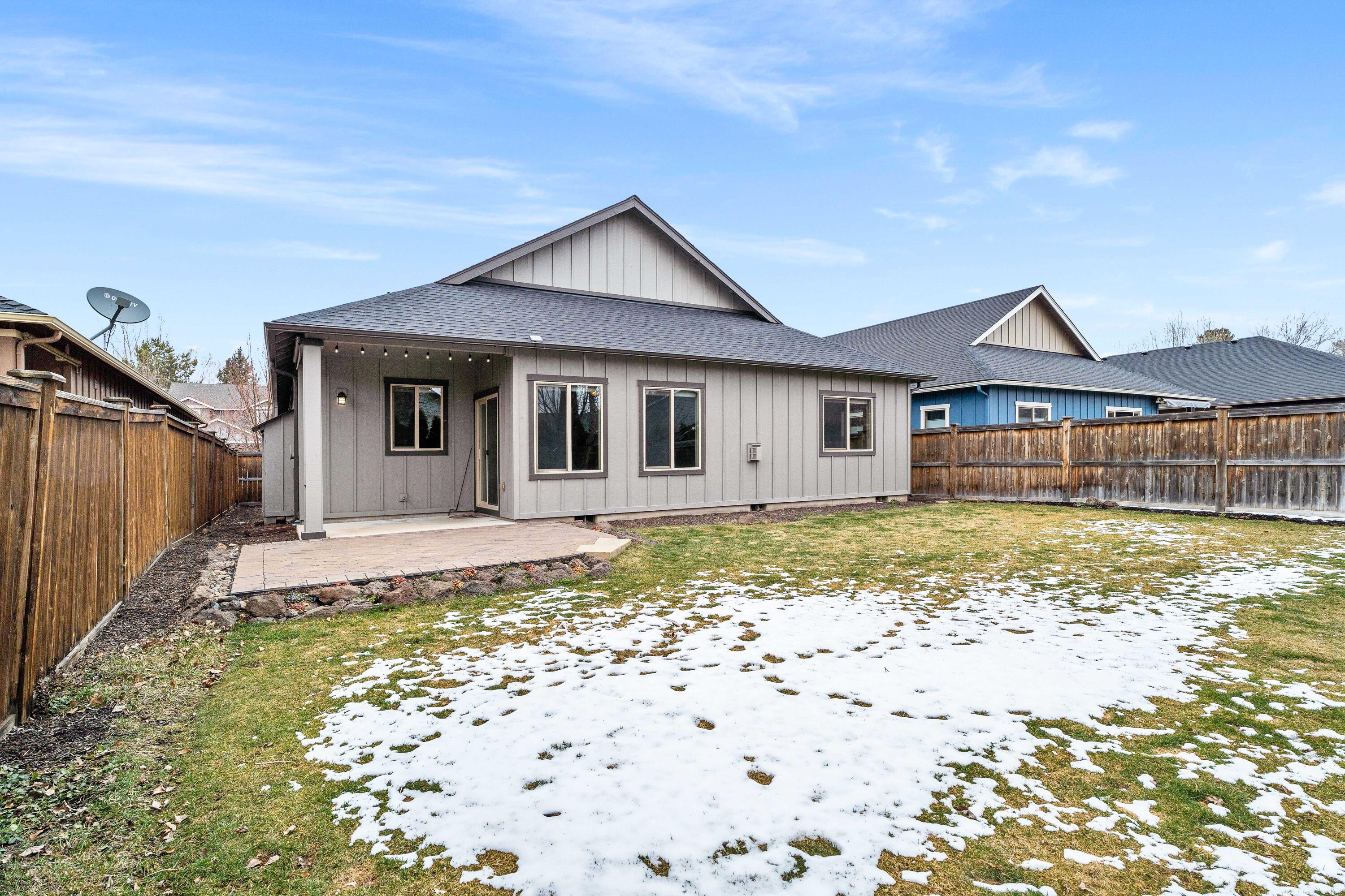 3167 Yellow Ribbon Drive Bend, OR 97701 - Photo 36 of 38 41-Exterior Rear