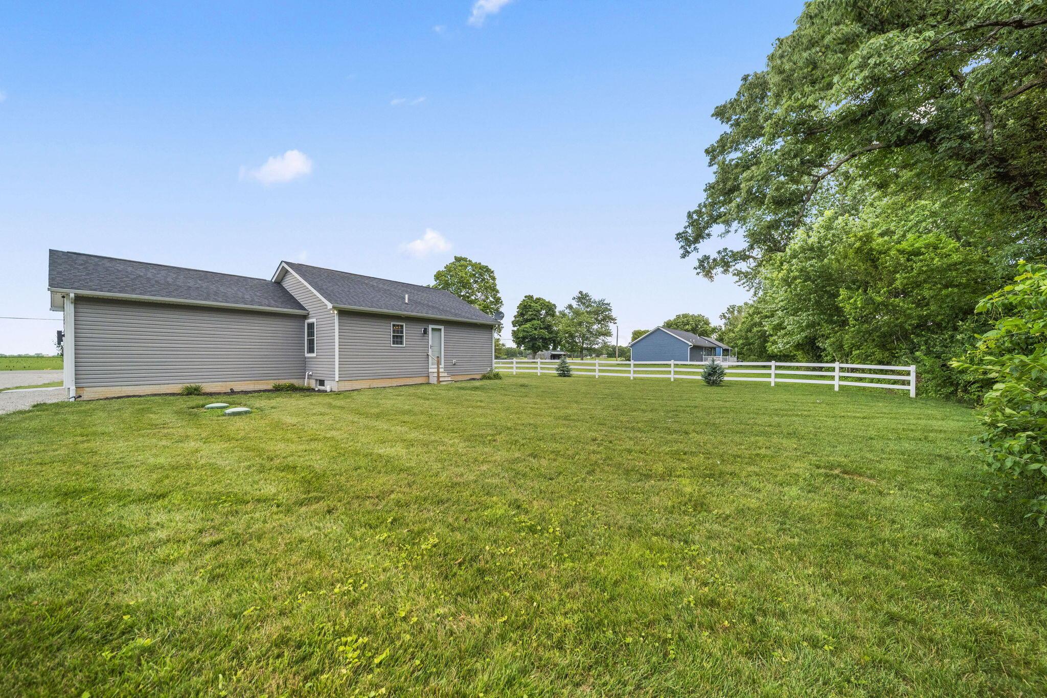 5293 Duvall Road Ashville, OH 43103 - Photo 38 of 57