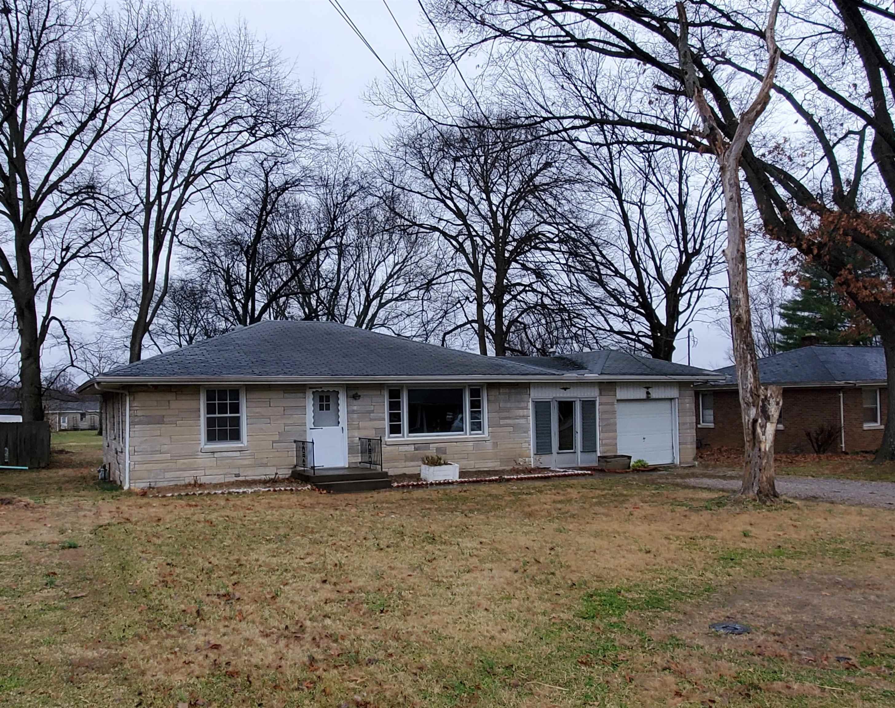 2920 Rode Road Evansville, IN 47711 - Photo 3 of 24 Gallery Image 3
