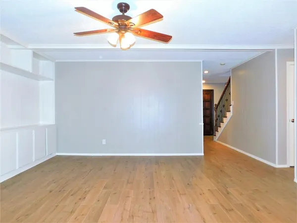 $2,350 | 126 Bluebonnet Drive, Highland Village, TX 75077