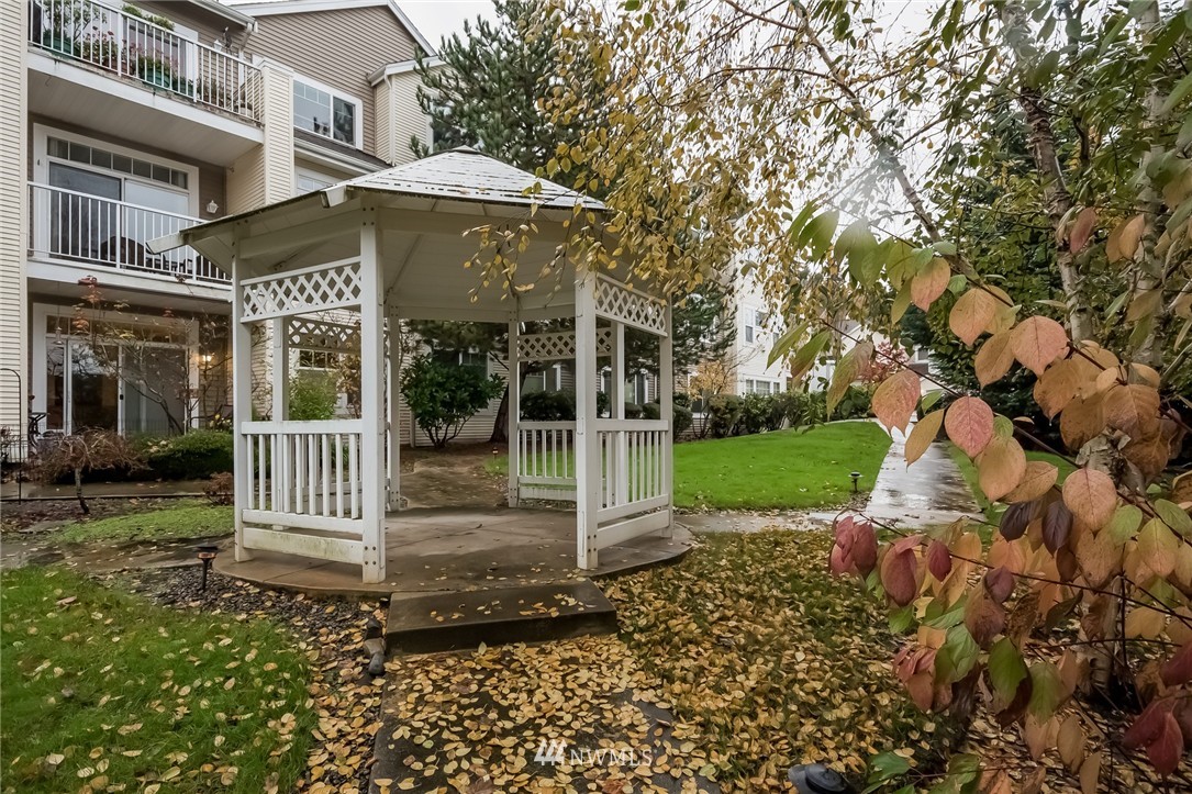 512 South 46th Place Renton, WA 98055 - Photo 17 of 18