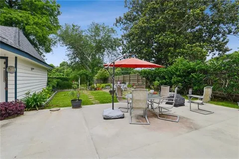 $350,000 | 19 Park Timbers Drive, New Orleans, LA 70114