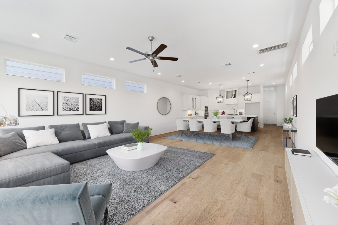 1127 East 23rd Street Houston, TX 77009 - Photo 1 of 29 Photo is virtually staged presented for illustration only.