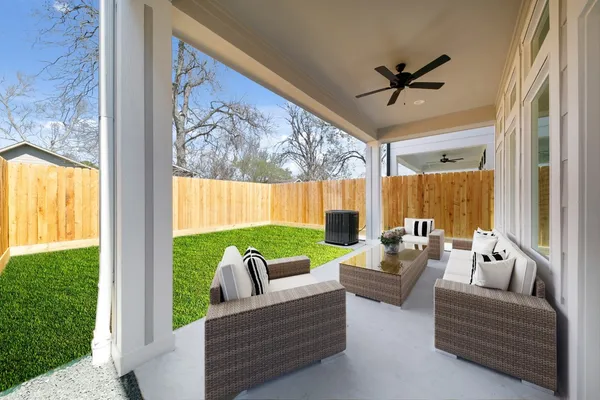 $4,700 | 1127 East 23rd Street, Houston, TX 77009