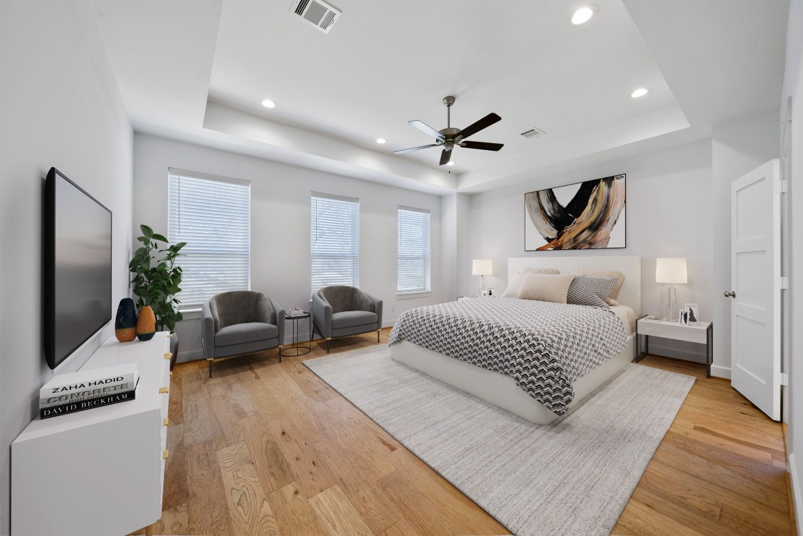 1127 East 23rd Street Houston, TX 77009 - Photo 18 of 29 Photo is virtually staged presented for illustration only.