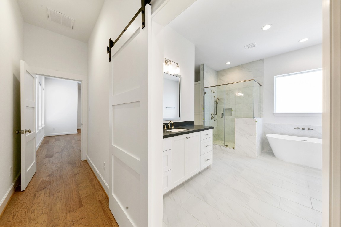 1127 East 23rd Street Houston, TX 77009 - Photo 20 of 29