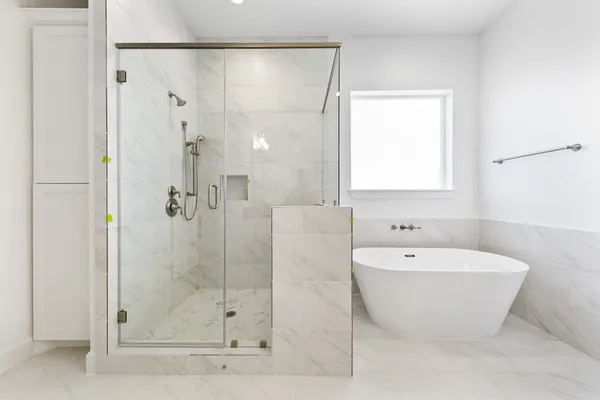 $4,700 | 1127 East 23rd Street, Houston, TX 77009