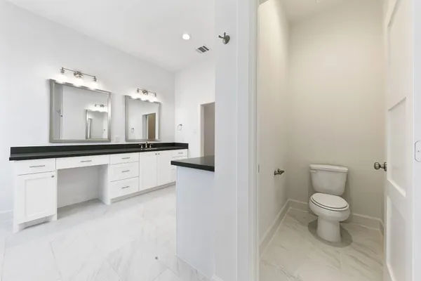 $4,700 | 1127 East 23rd Street, Houston, TX 77009