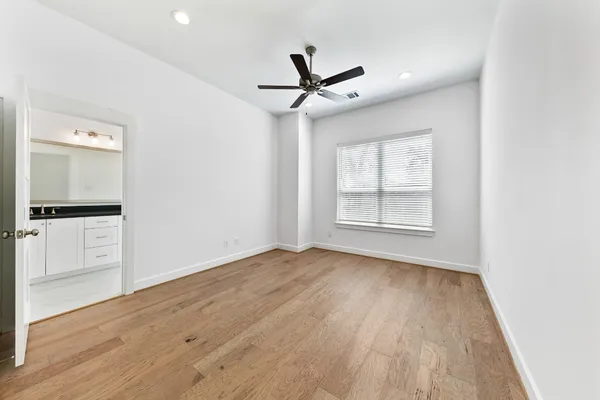 $4,700 | 1127 East 23rd Street, Houston, TX 77009