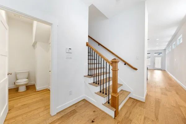 $4,700 | 1127 East 23rd Street, Houston, TX 77009