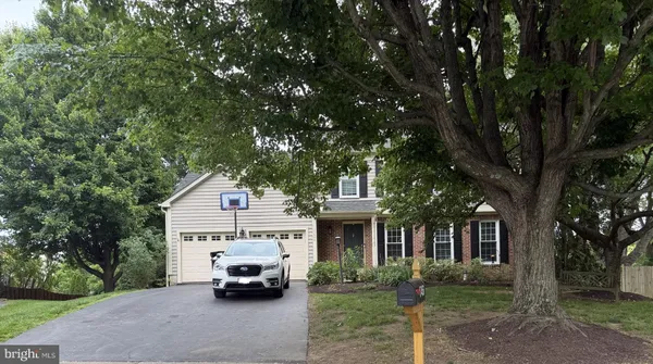 $749,999 | 17456 Aldershot Place, Purcellville, VA 20132