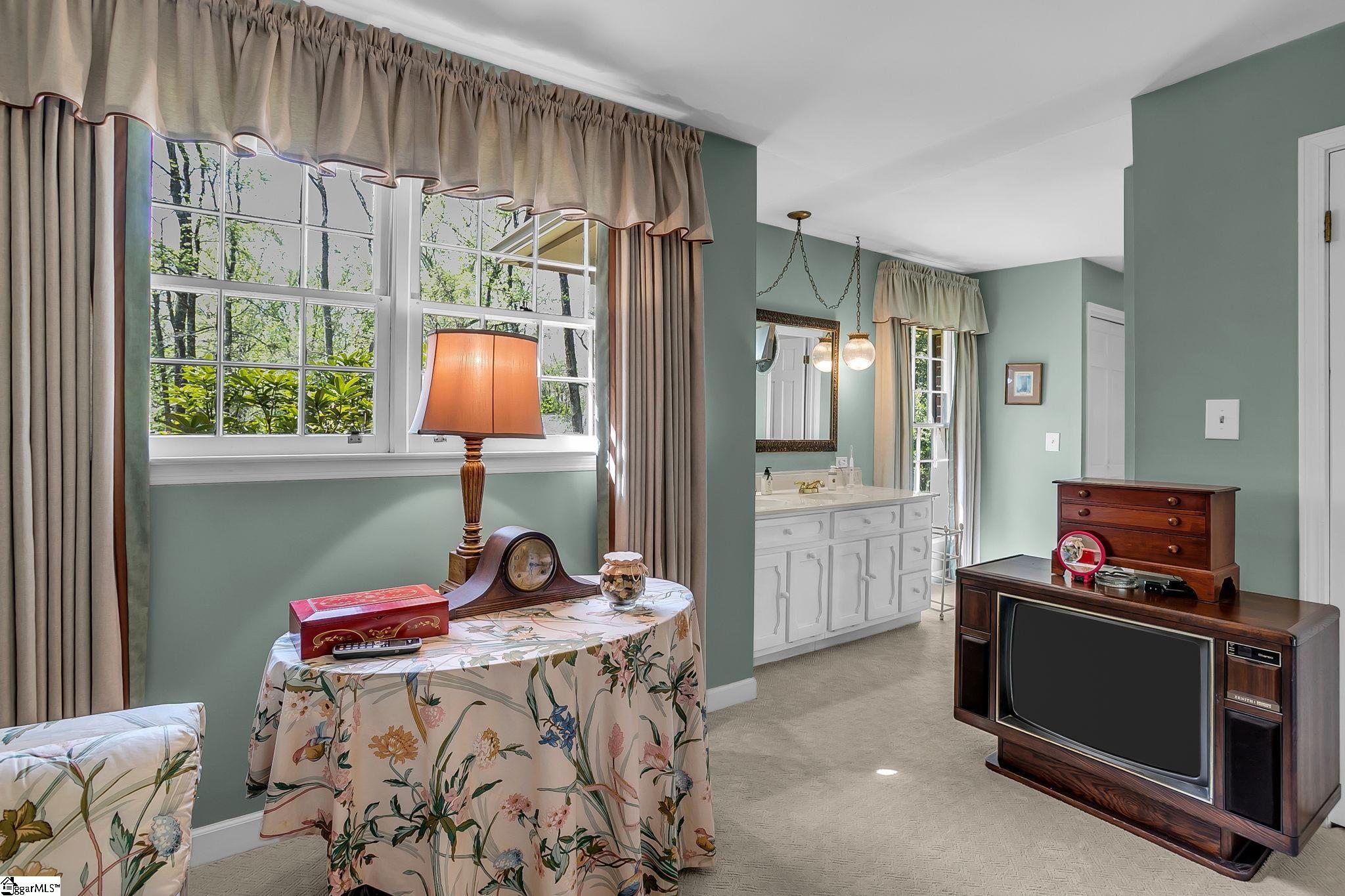 307 Hunting Hollow Road Greenville, SC 29615 - Photo 30 of 48 Gallery Image 30